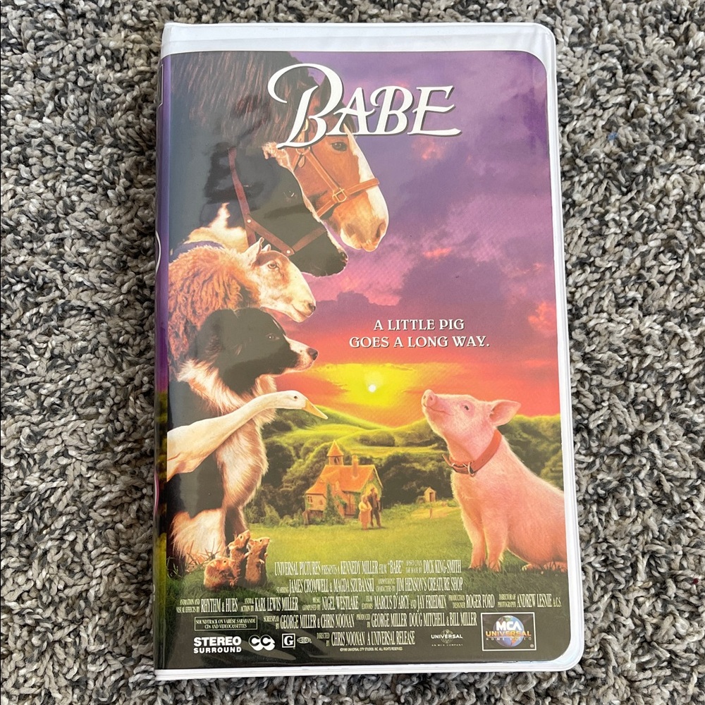 VHS Babe movie, a little pig goes a long way